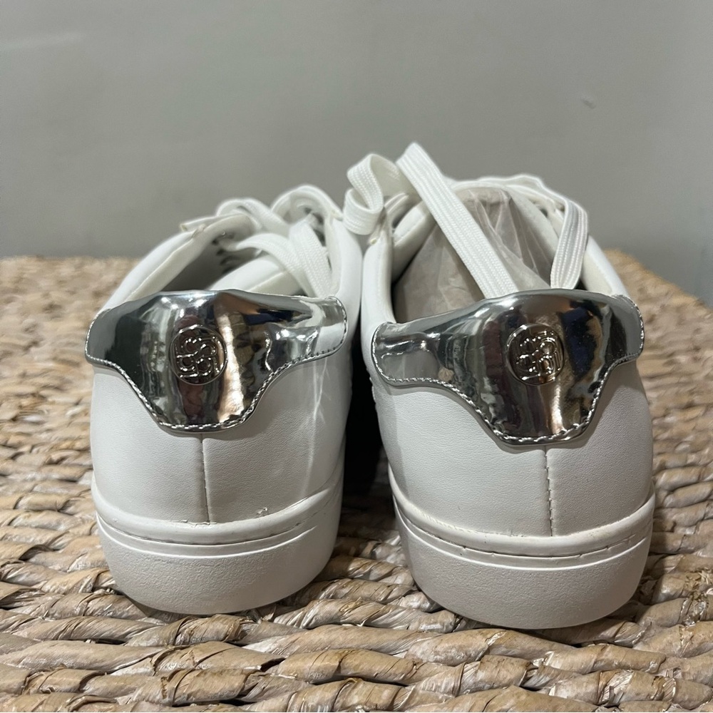Liz Claiborne Size 8 M White Sneakers Shoes Faux Leather Warwick Silver Accents - Picture 5 of 7